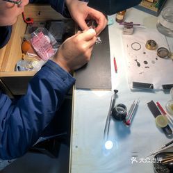 蘇州鐘表維修指南 電話(huà)、地址、價(jià)格與營(yíng)業(yè)時(shí)間一覽